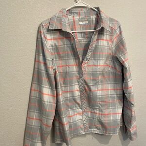 Columbia Women’s Omni-Wick Gray and Pink Plaid Casual Shirt